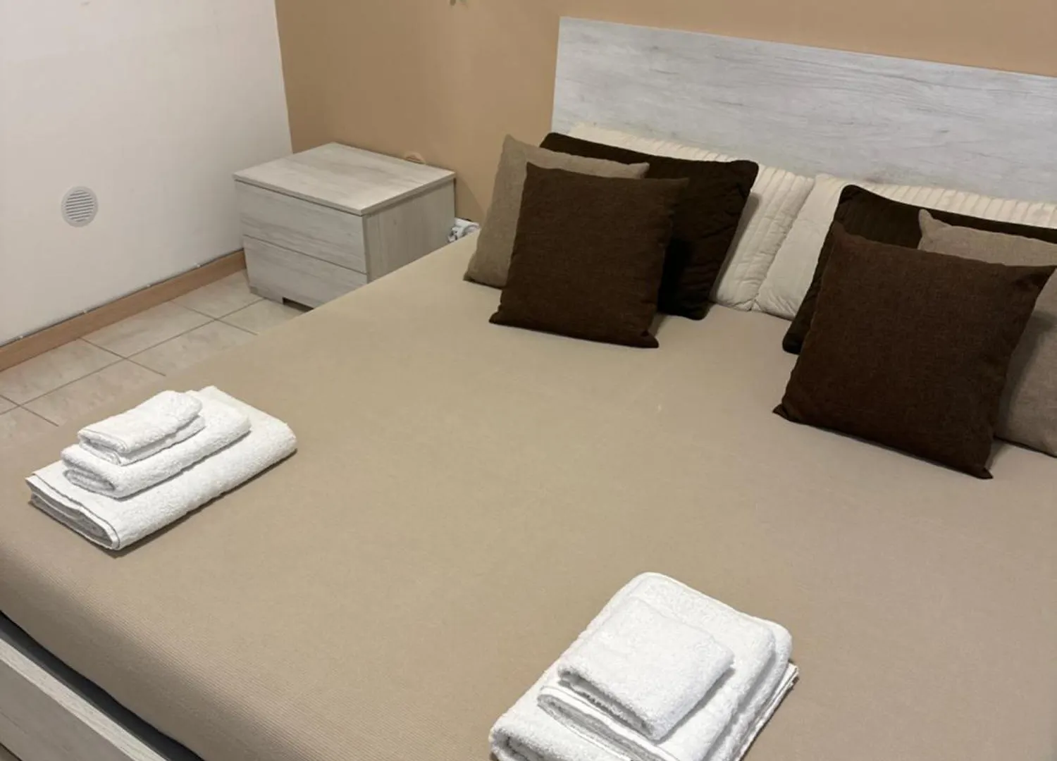 Appartamento Bonahouse Aeroporto di Catania Fontana Rossa