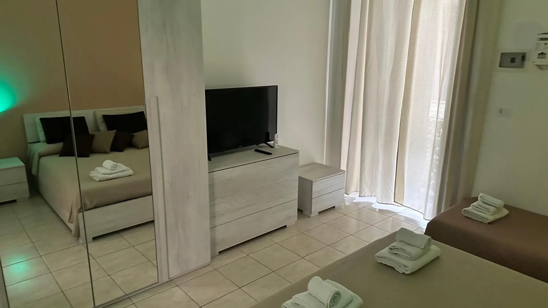 Appartamento Bonahouse Aeroporto di Catania Fontana Rossa